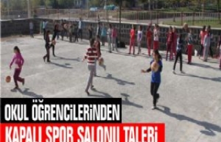 Okul Öğrencilerinden Kapalı Spor Salonu Talebi 