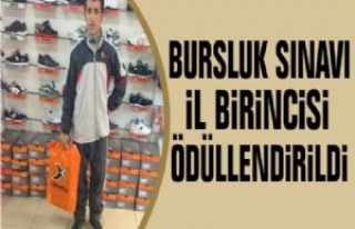 Bursluk Sınavı İl Birincisi Ödüllendirildi 